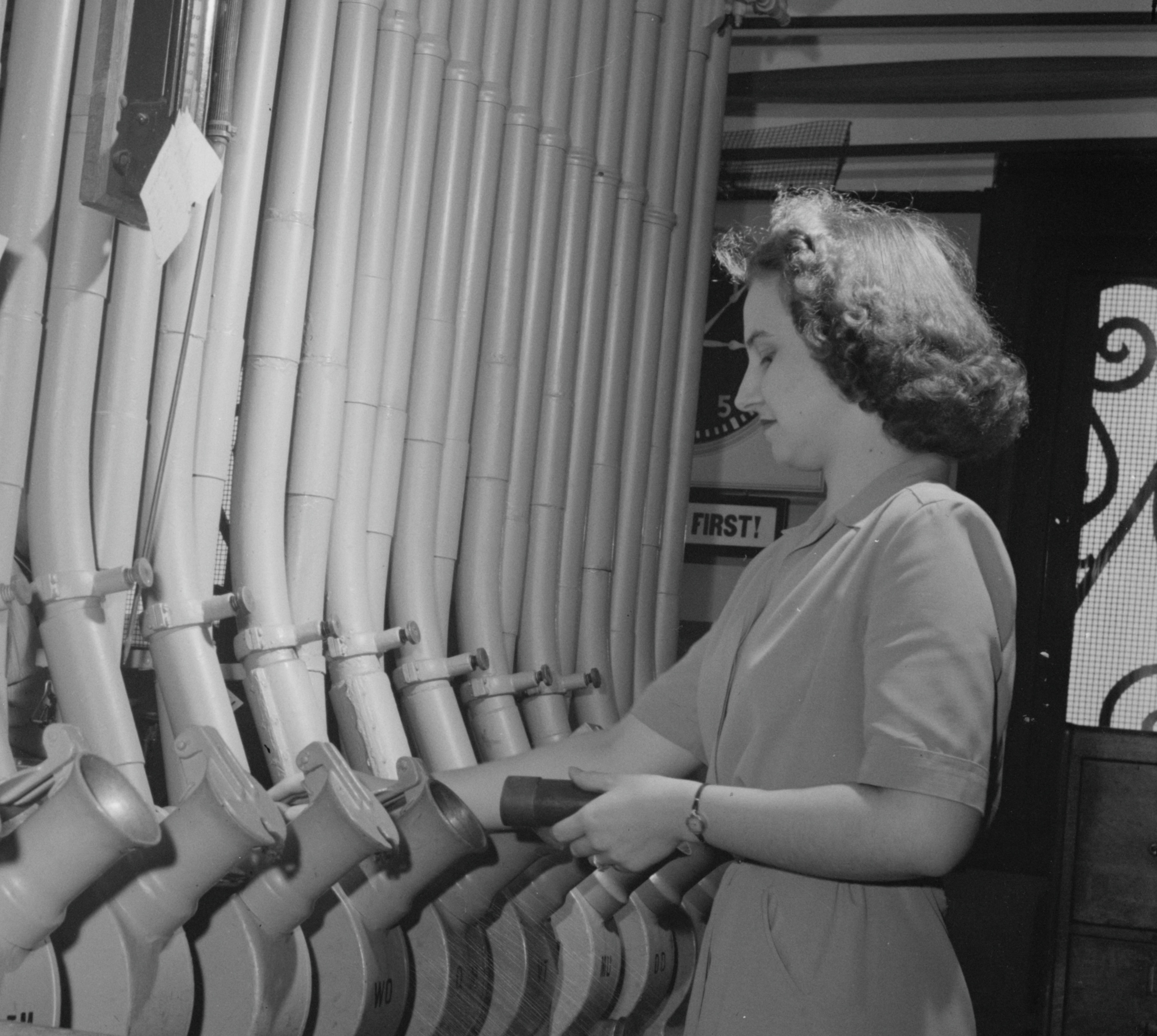 Pneumatic mail tubes in use in Washington DC